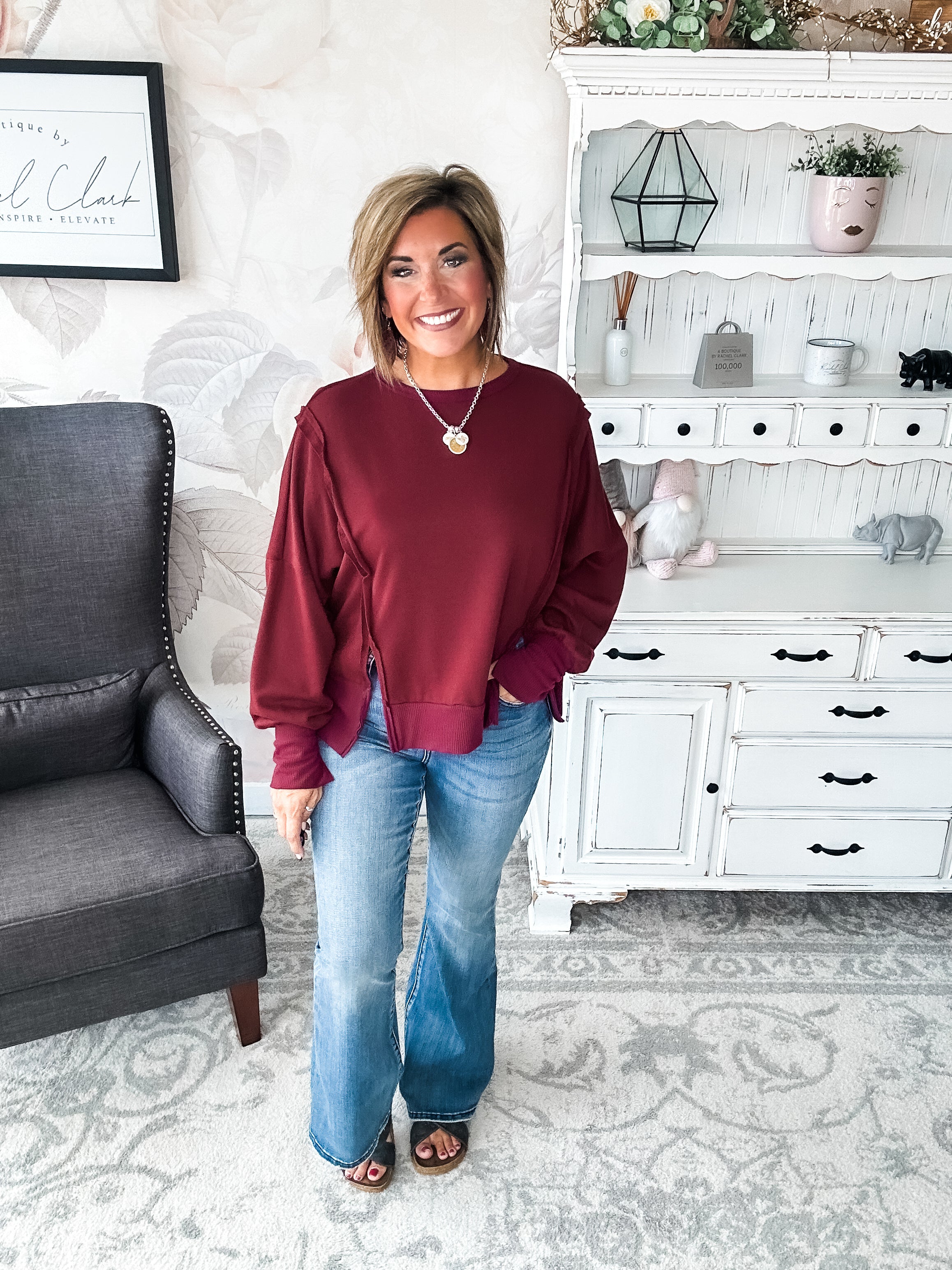 Still Be Here Pullover - Burgundy