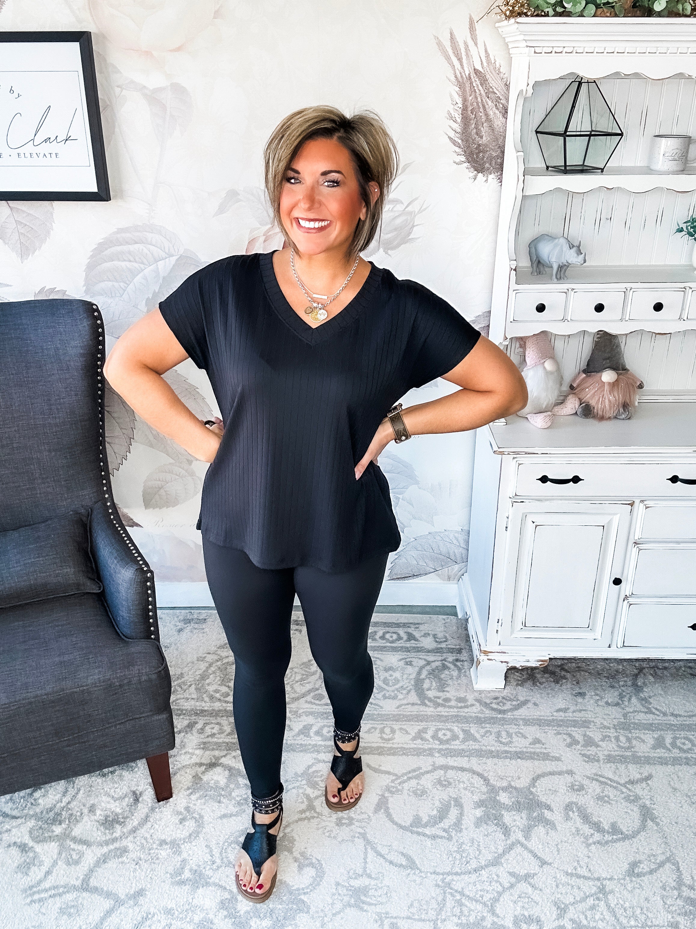 No Stories Here Top - Black