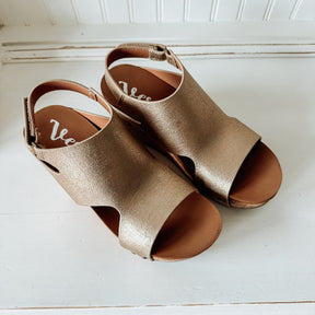 Wally Wedge Sandal - Gold