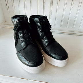 Edisia High-Top Sneaker - Black