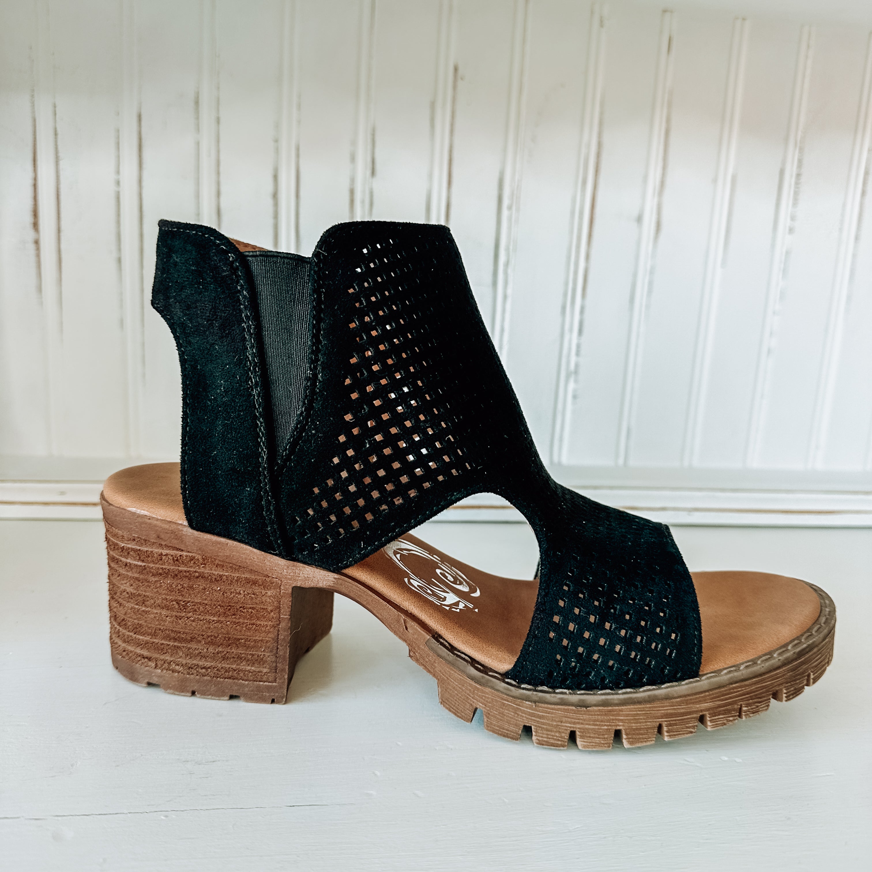 Milsy Block Heel - Black