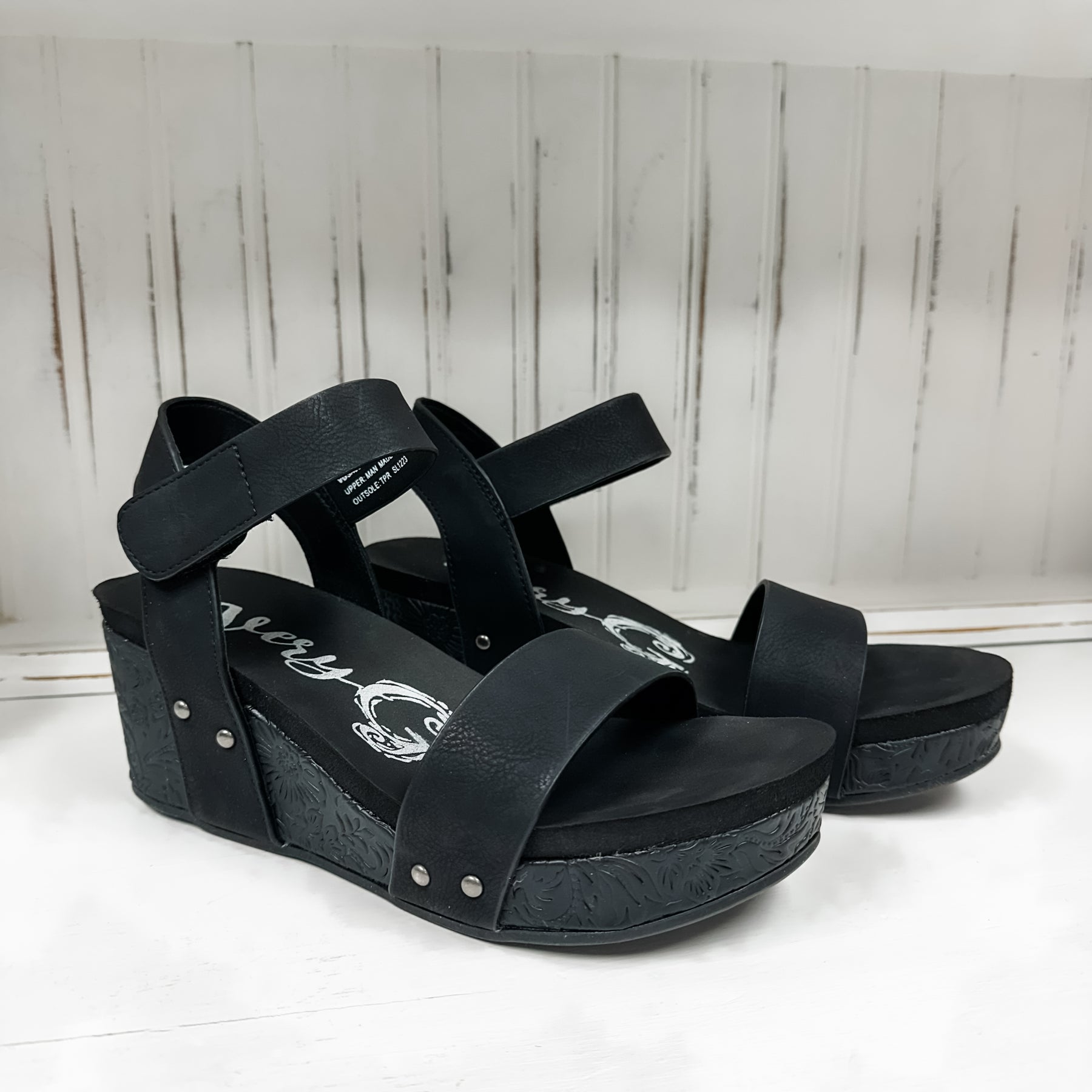 Devon Wedge Sandal - Black