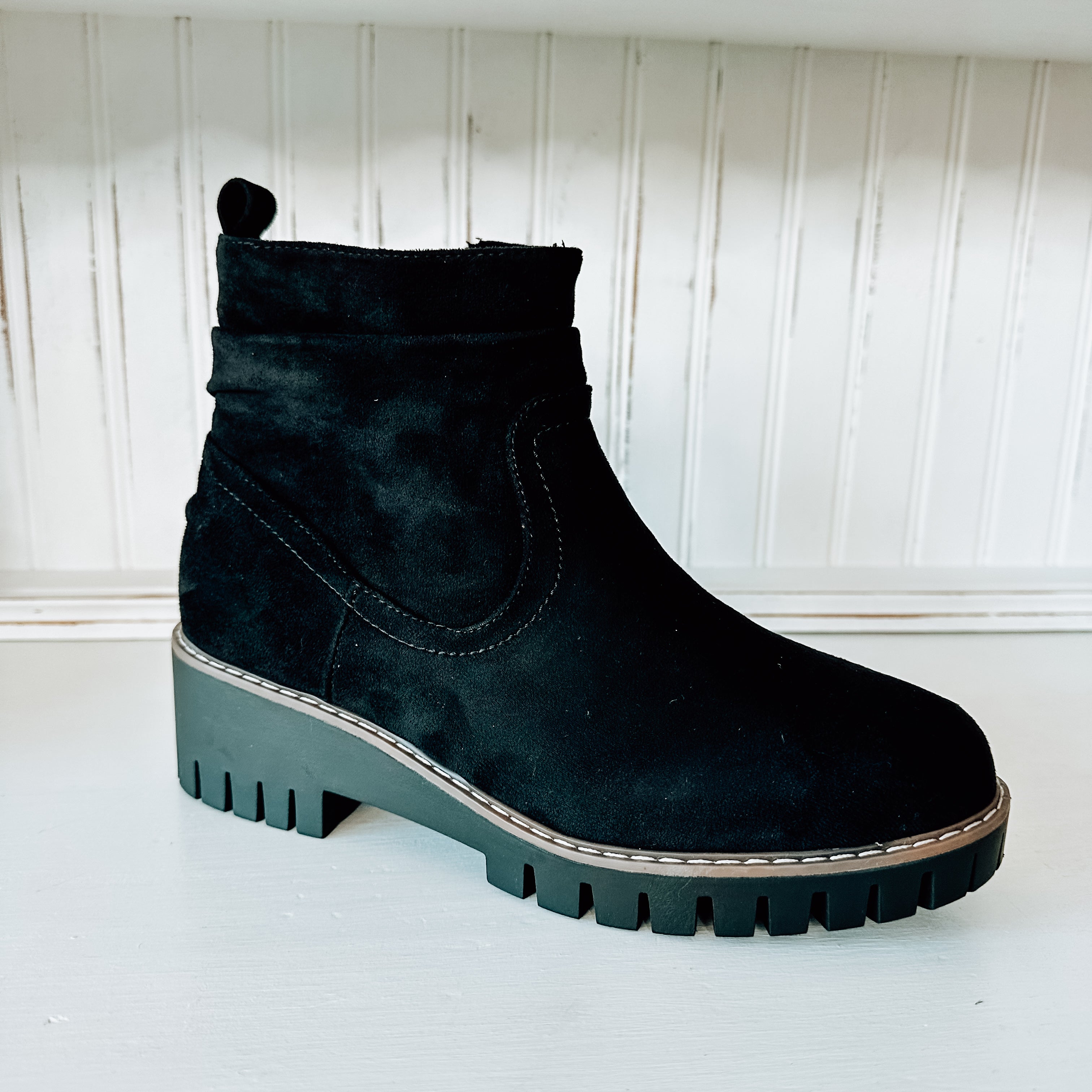 Dashing Sueded Boot - Black