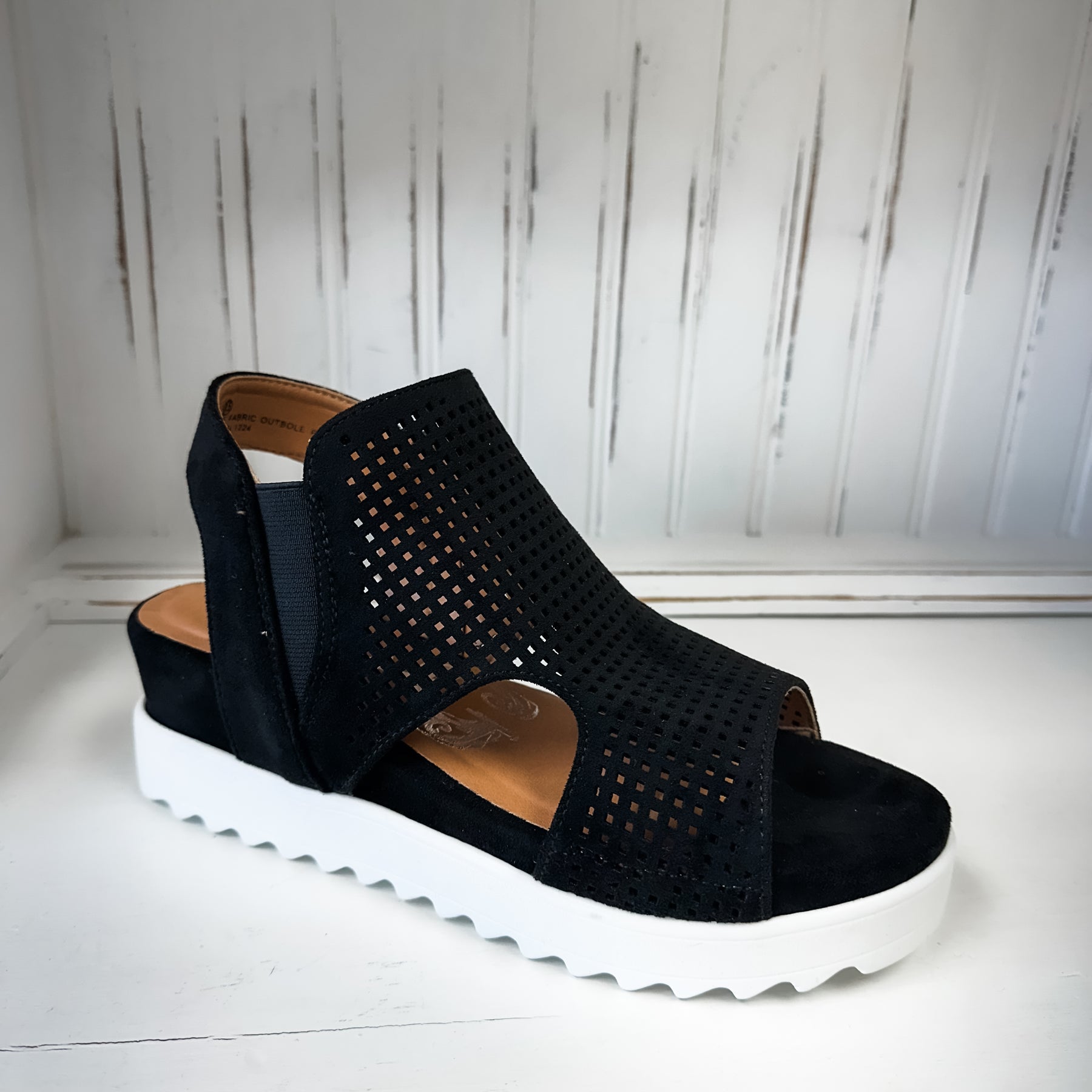 Amy Platform Sandal - Black