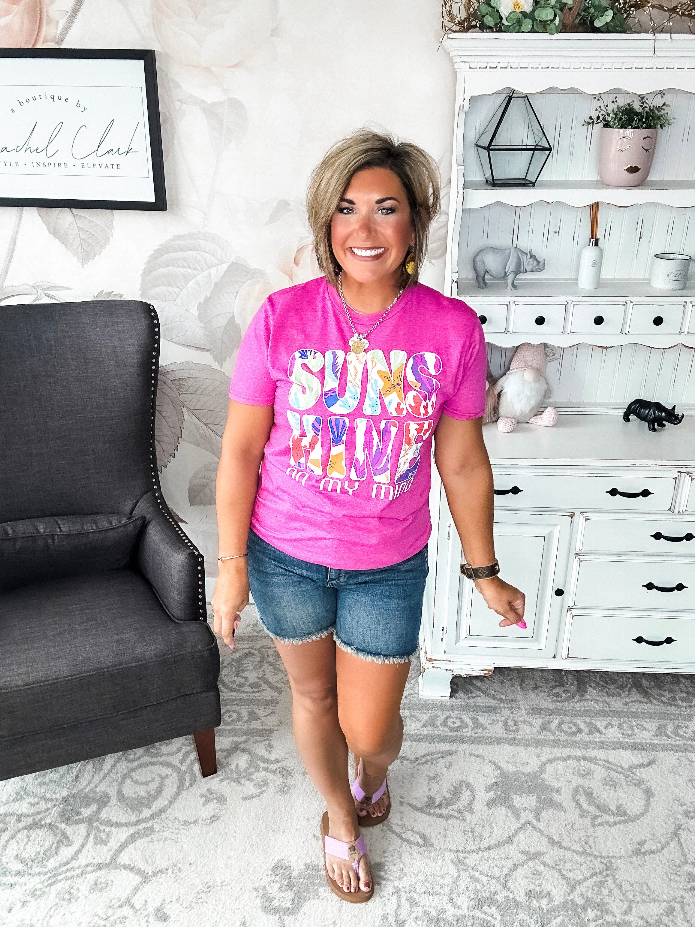Sunshine On My Mind Graphic Tee - Pink