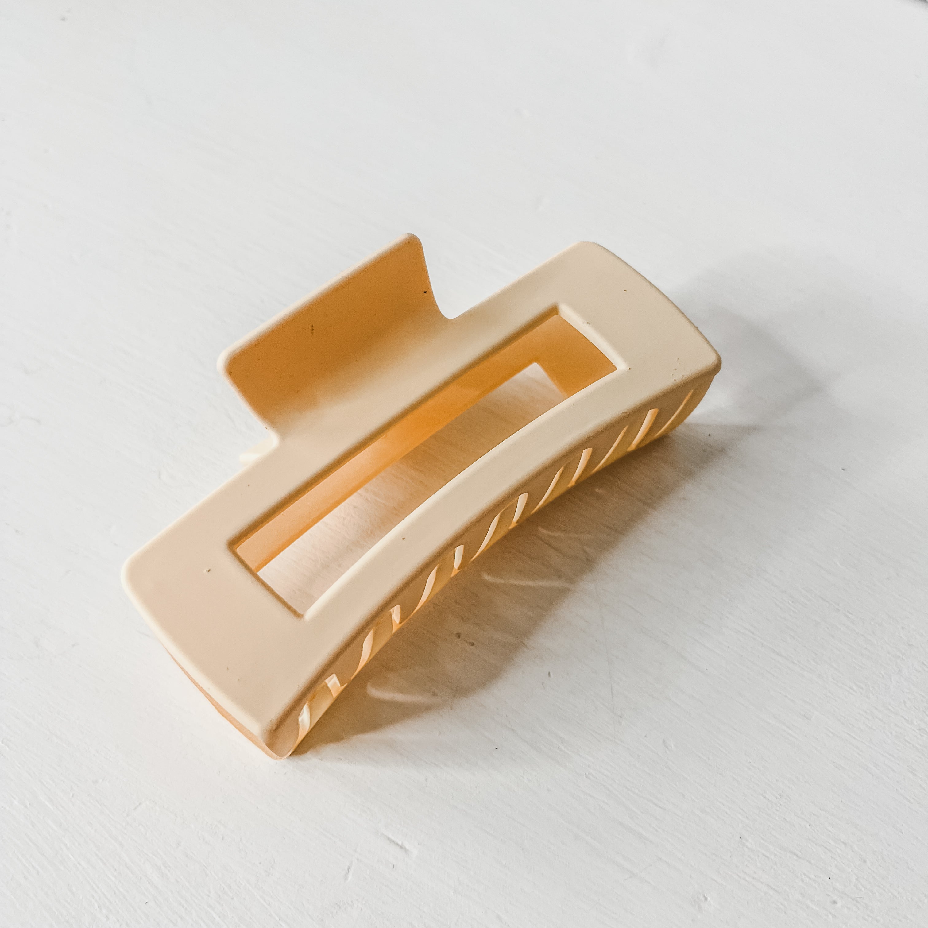 Rectangle Claw Clip - Medium