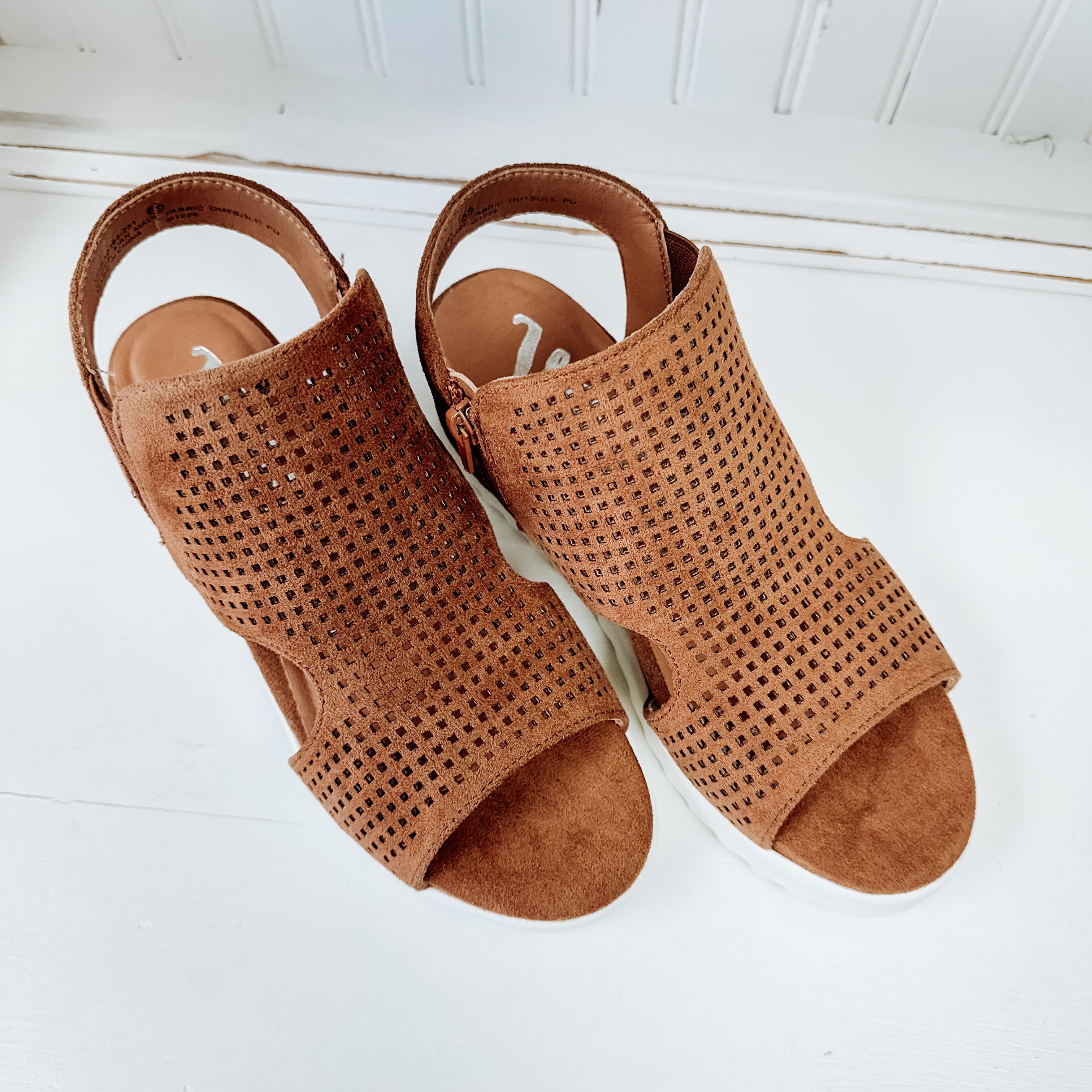 Amy Platform Sandal - Tan