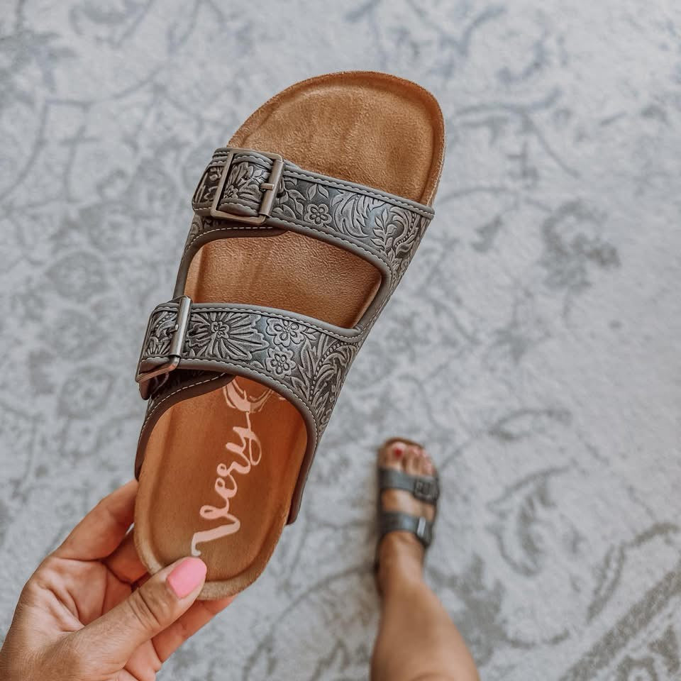 Berry Sandal - Grey