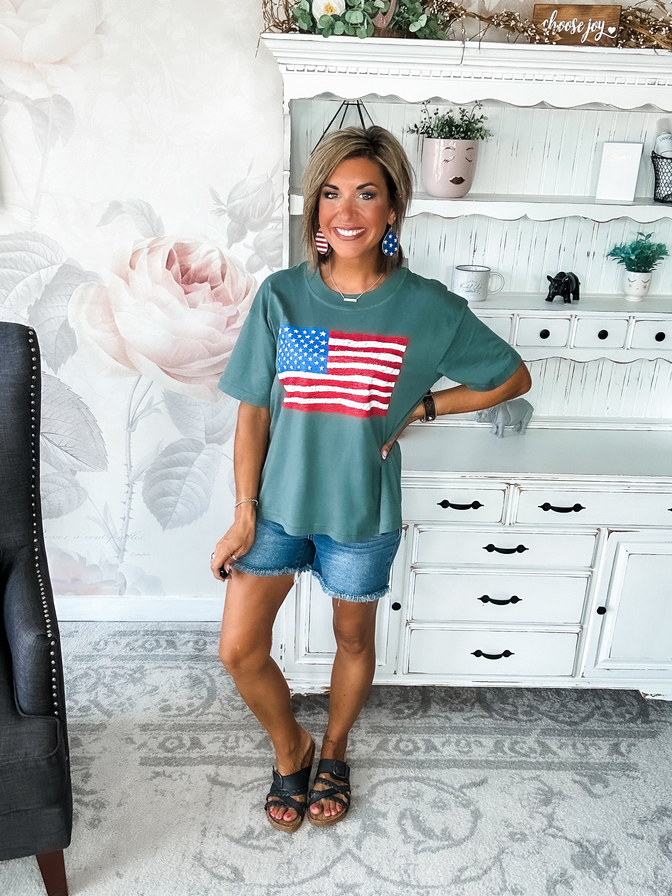 Sketch the Flag Graphic Boyfriend Tee