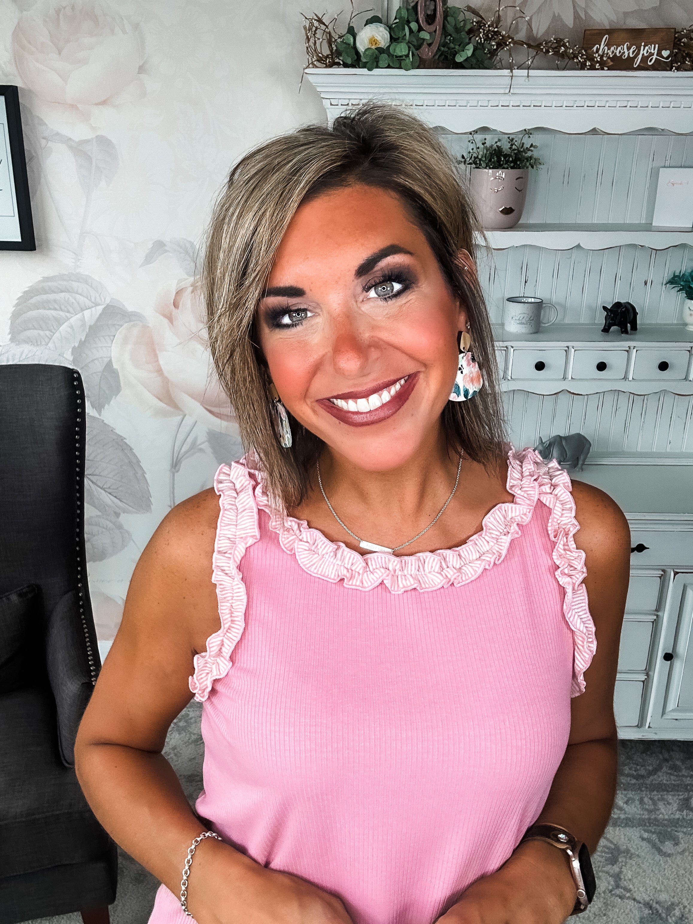 Pearls Of Wisdom Tank - Pink
