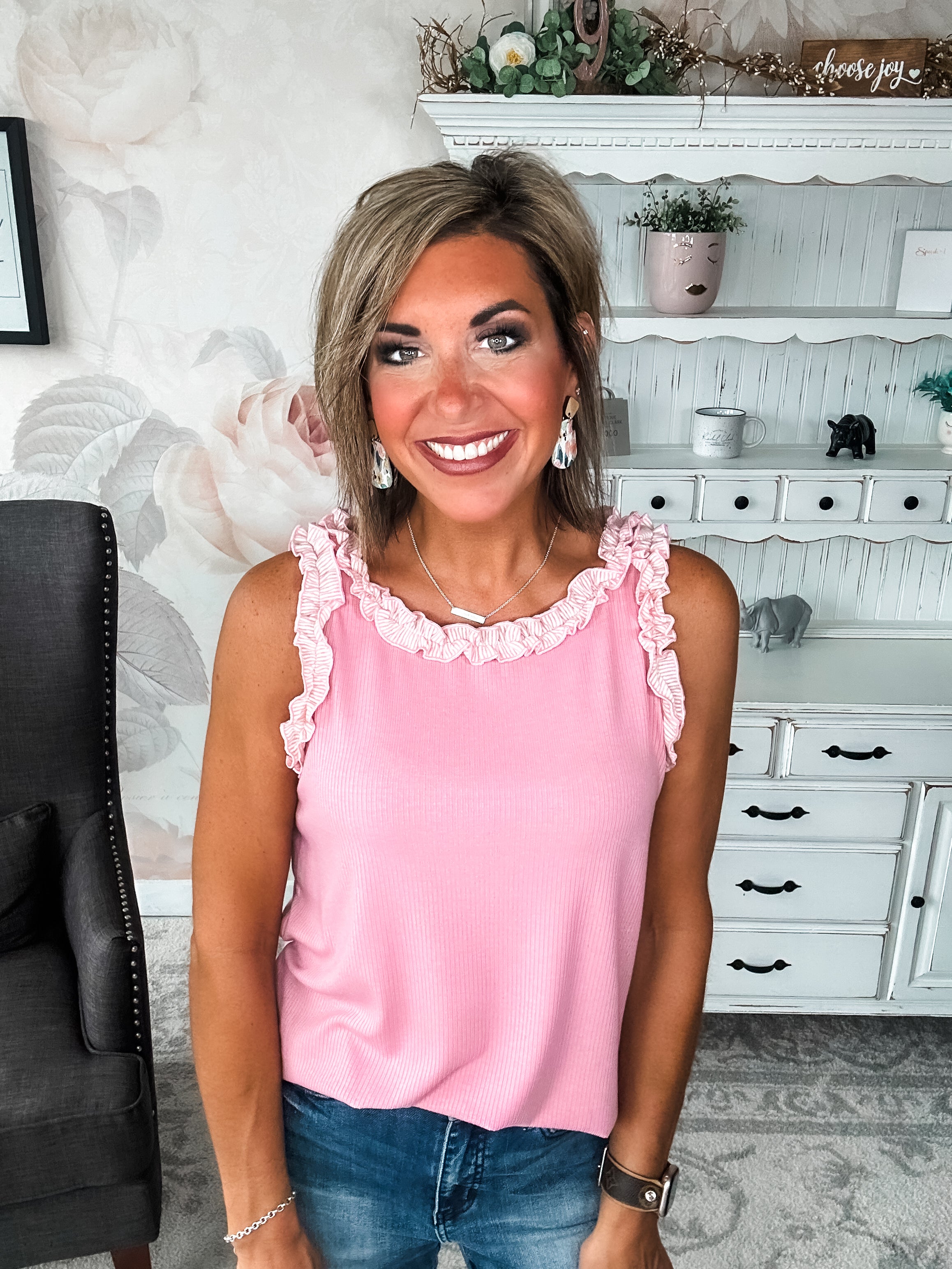 Pearls Of Wisdom Tank - Pink