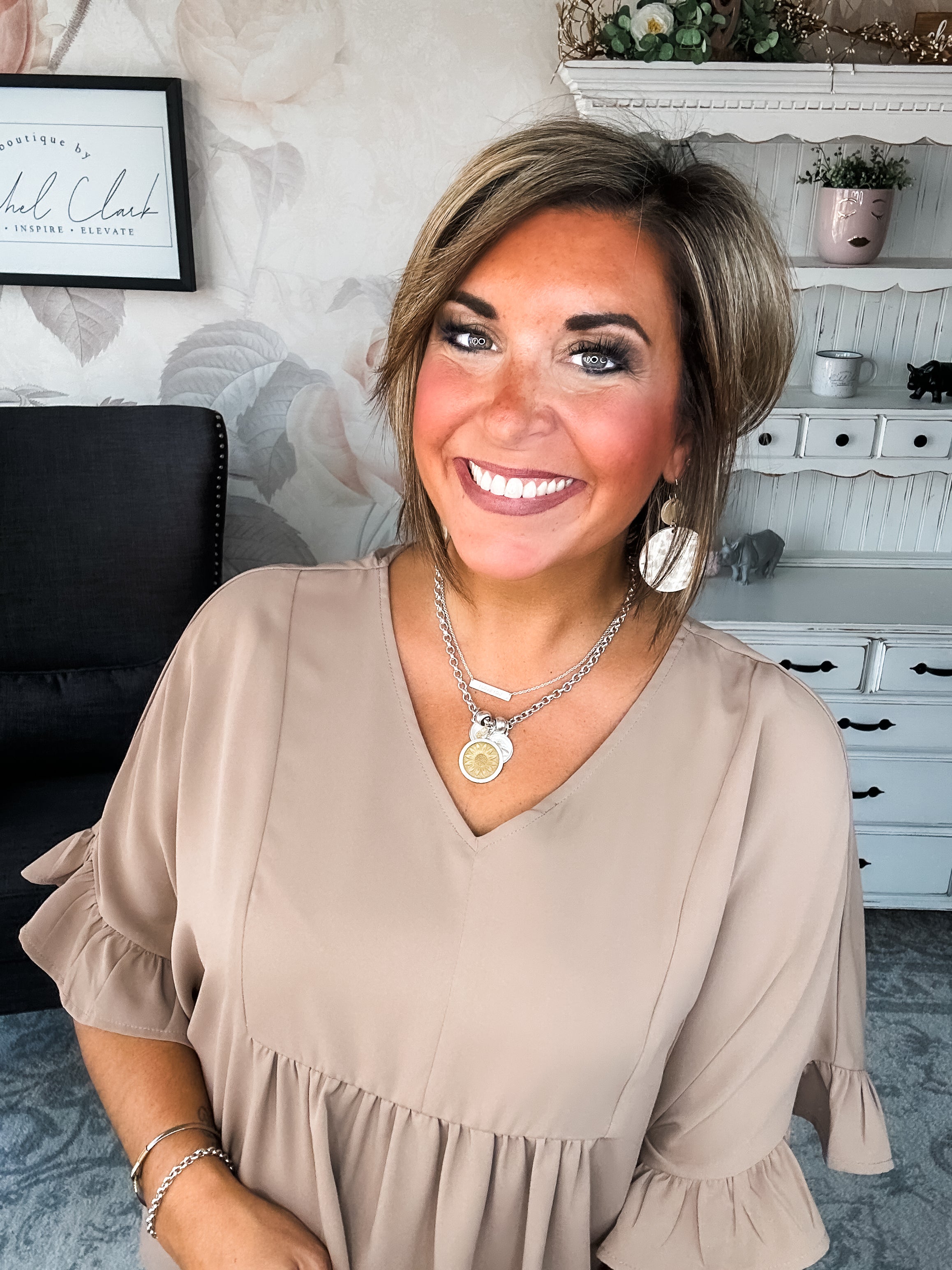 Close to Me Blouse - Mocha