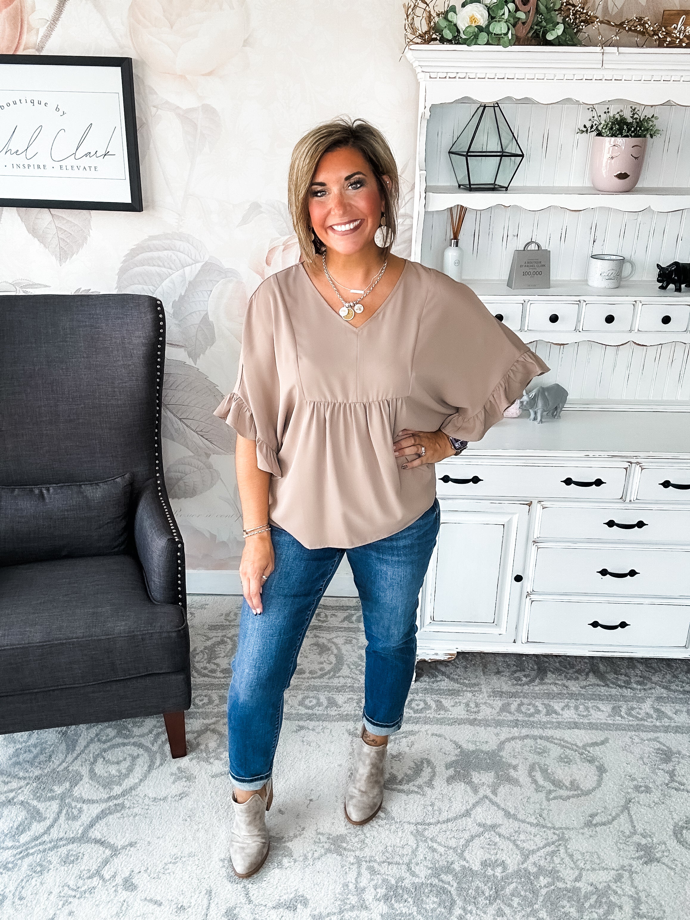 Close to Me Blouse - Mocha