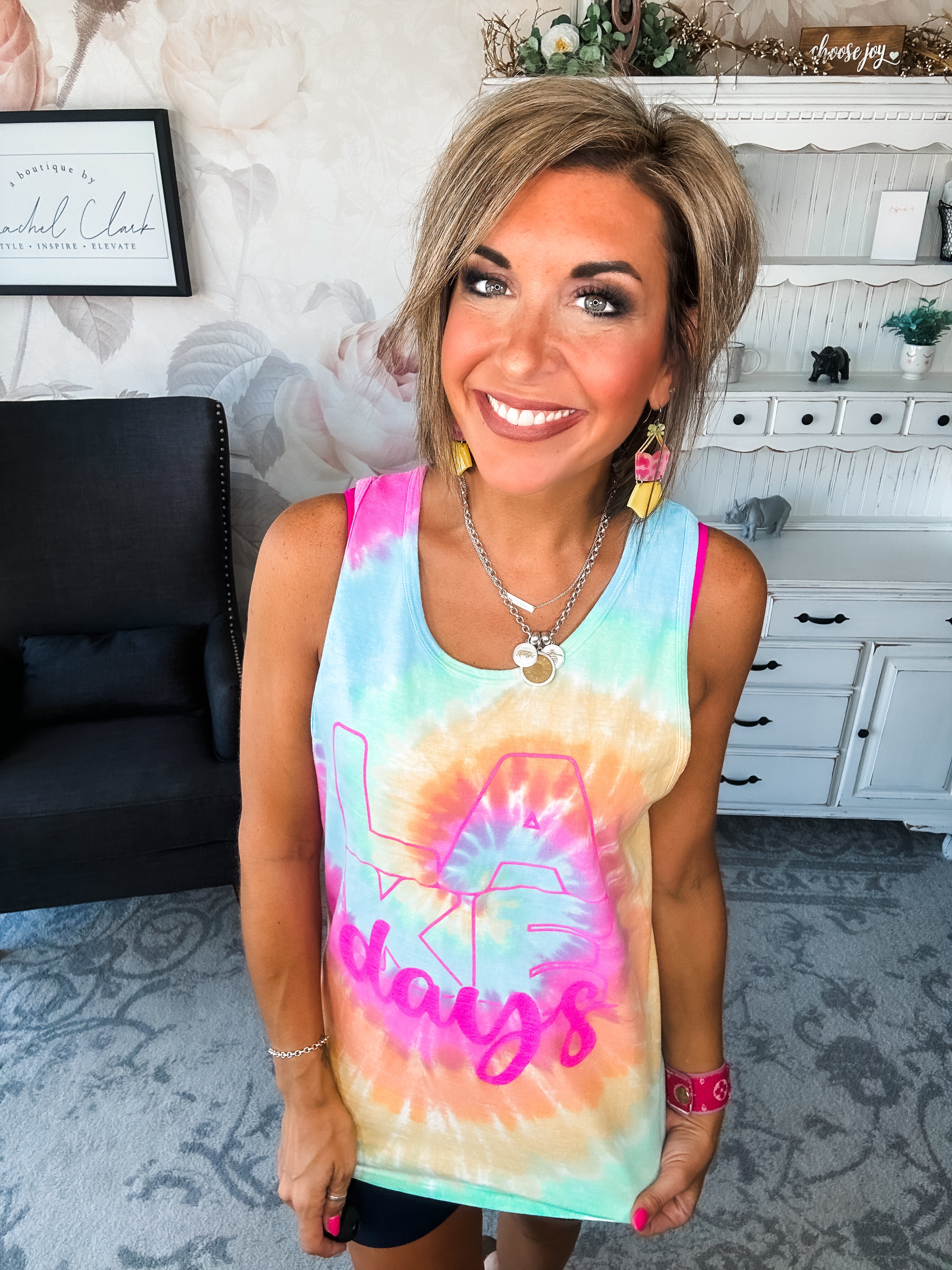Lake Days Graphic Tank