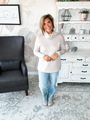 Cozy On The Weekend Cowlneck - Grey