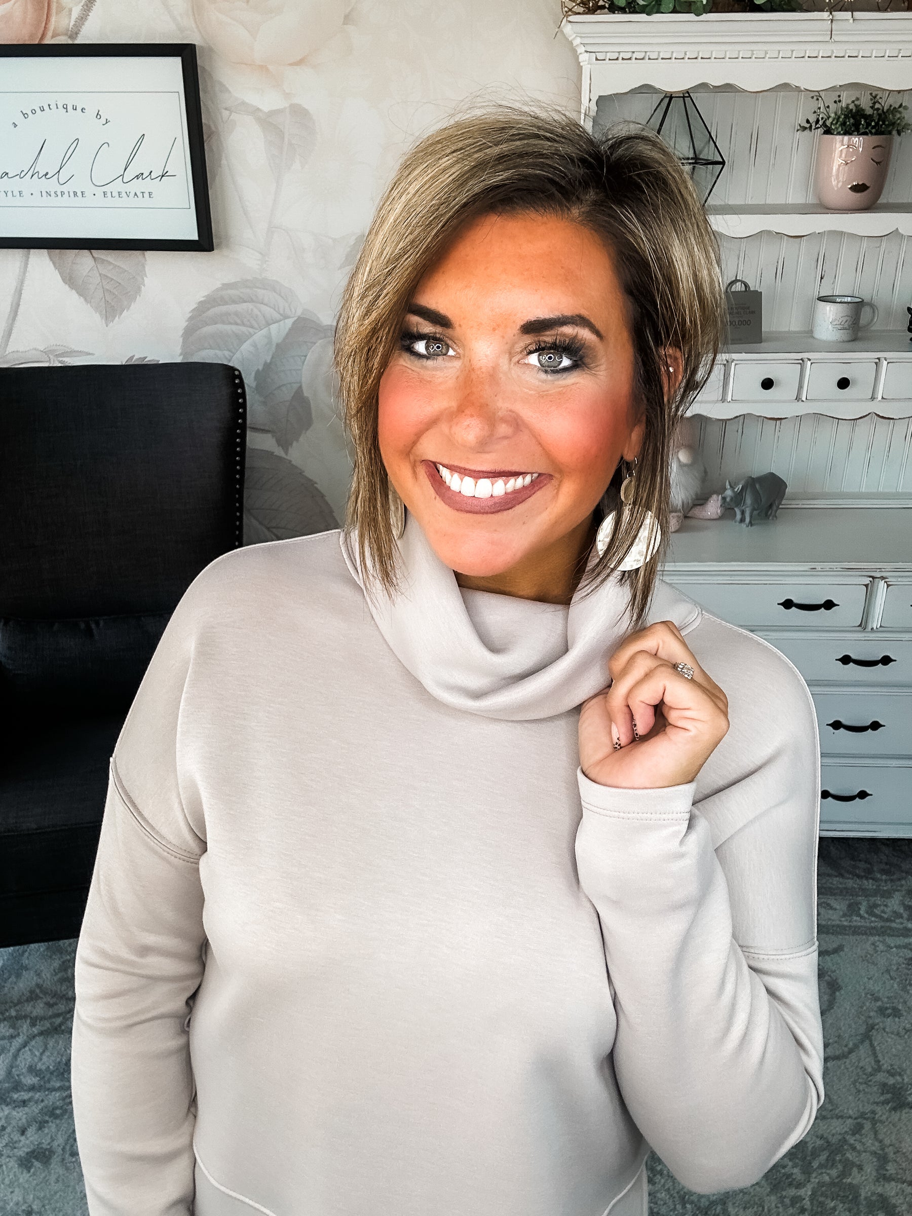 Cozy On The Weekend Cowlneck - Grey