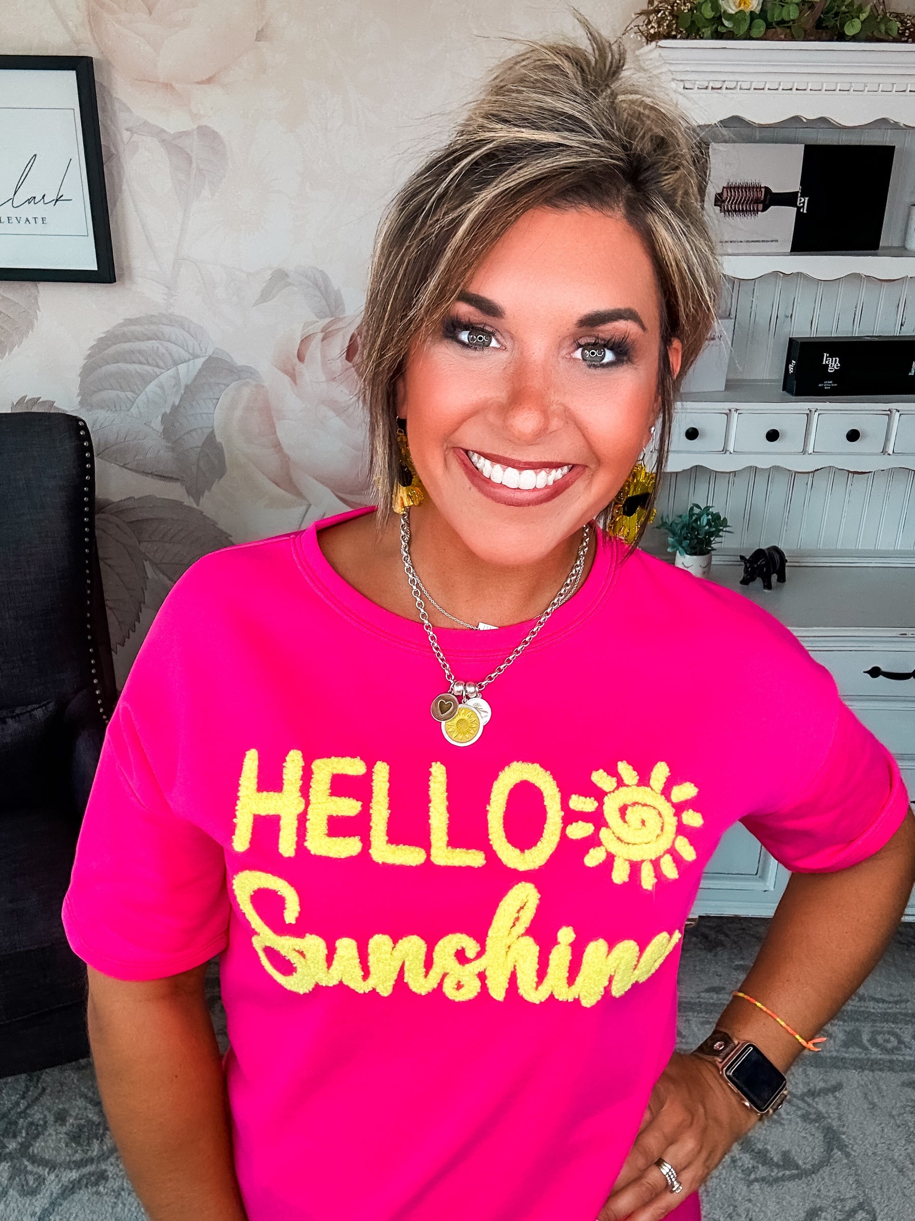 Hello Sunshine Short Sleeve Pullover