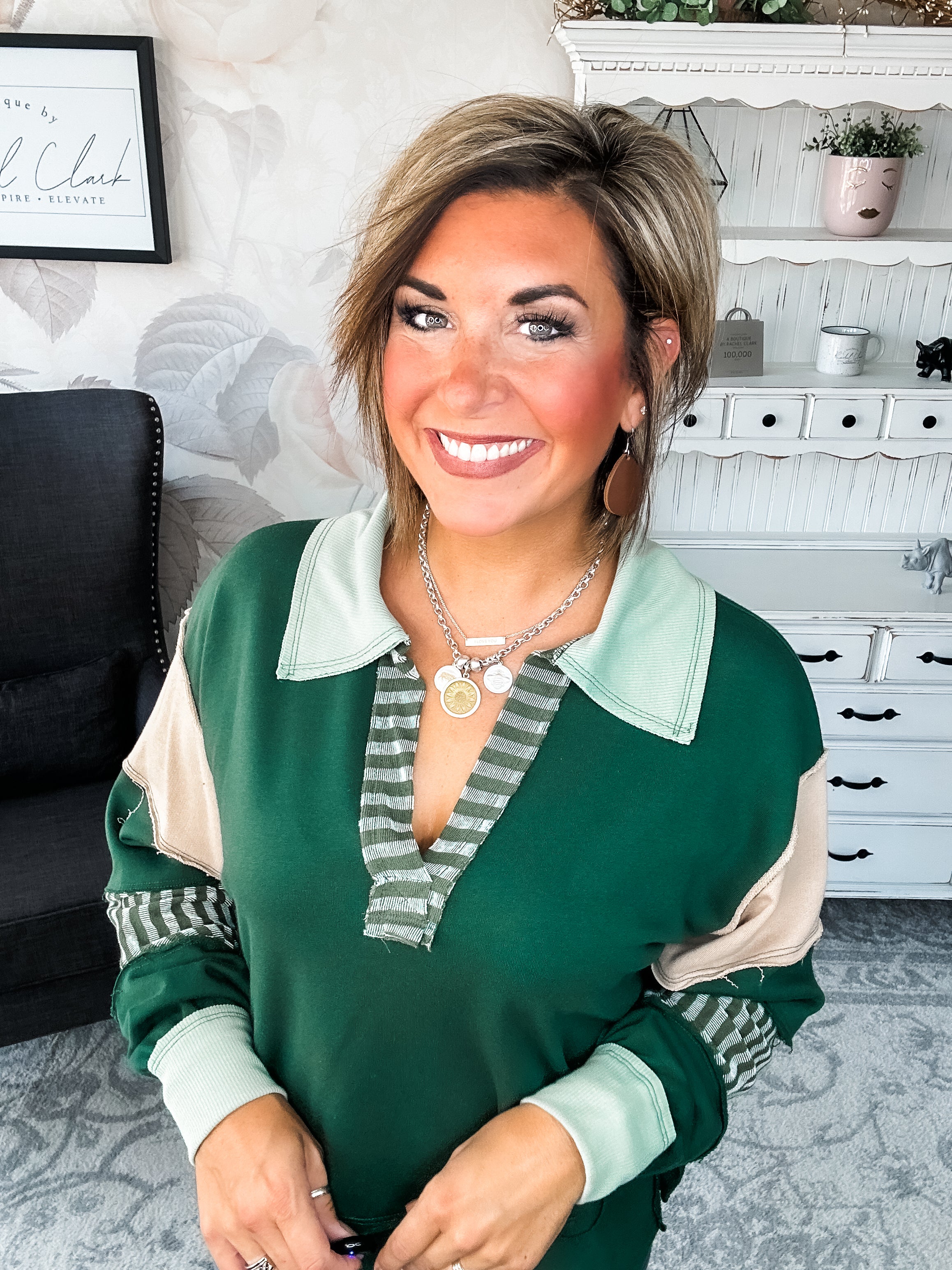Not Here With Me Pullover - Hunter Green