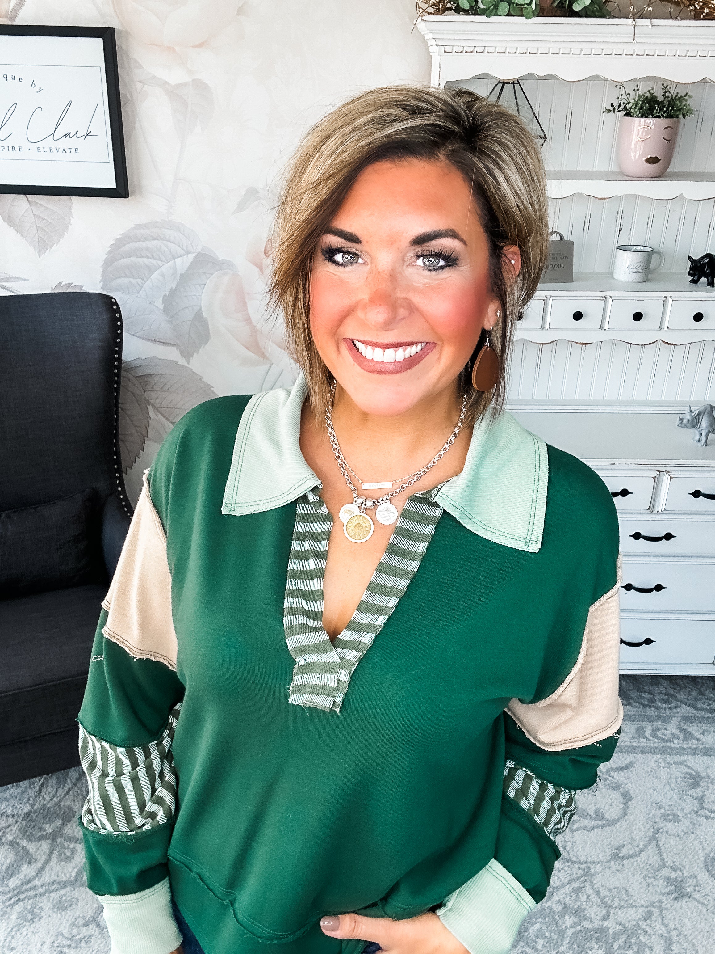 Not Here With Me Pullover - Hunter Green