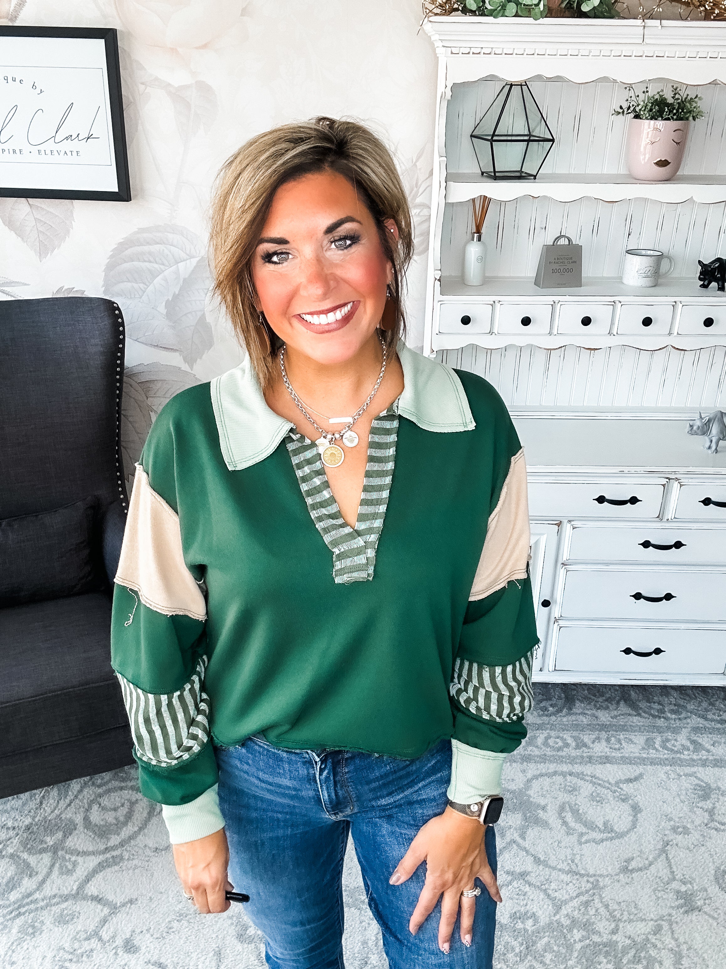 Not Here With Me Pullover - Hunter Green