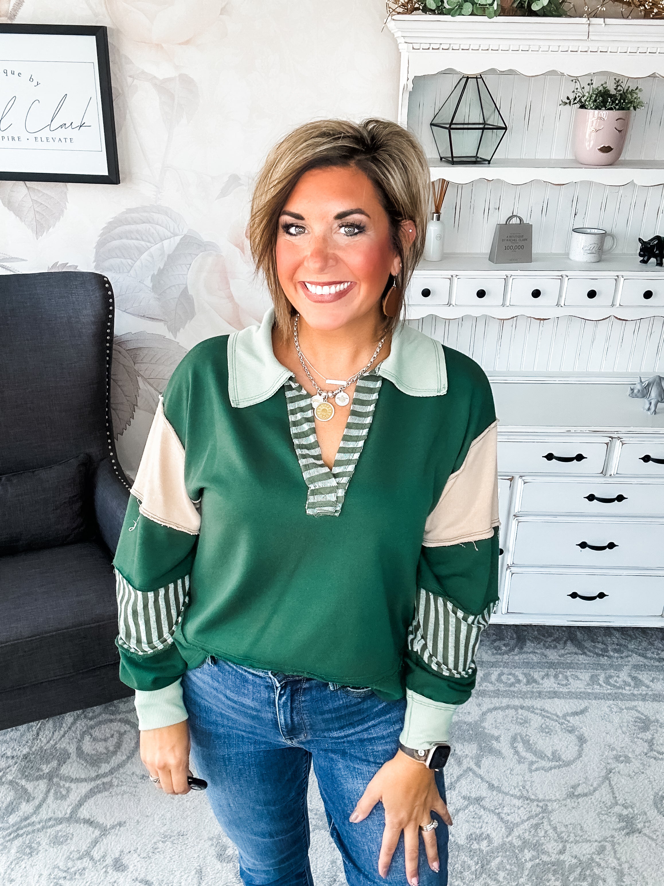 Not Here With Me Pullover - Hunter Green
