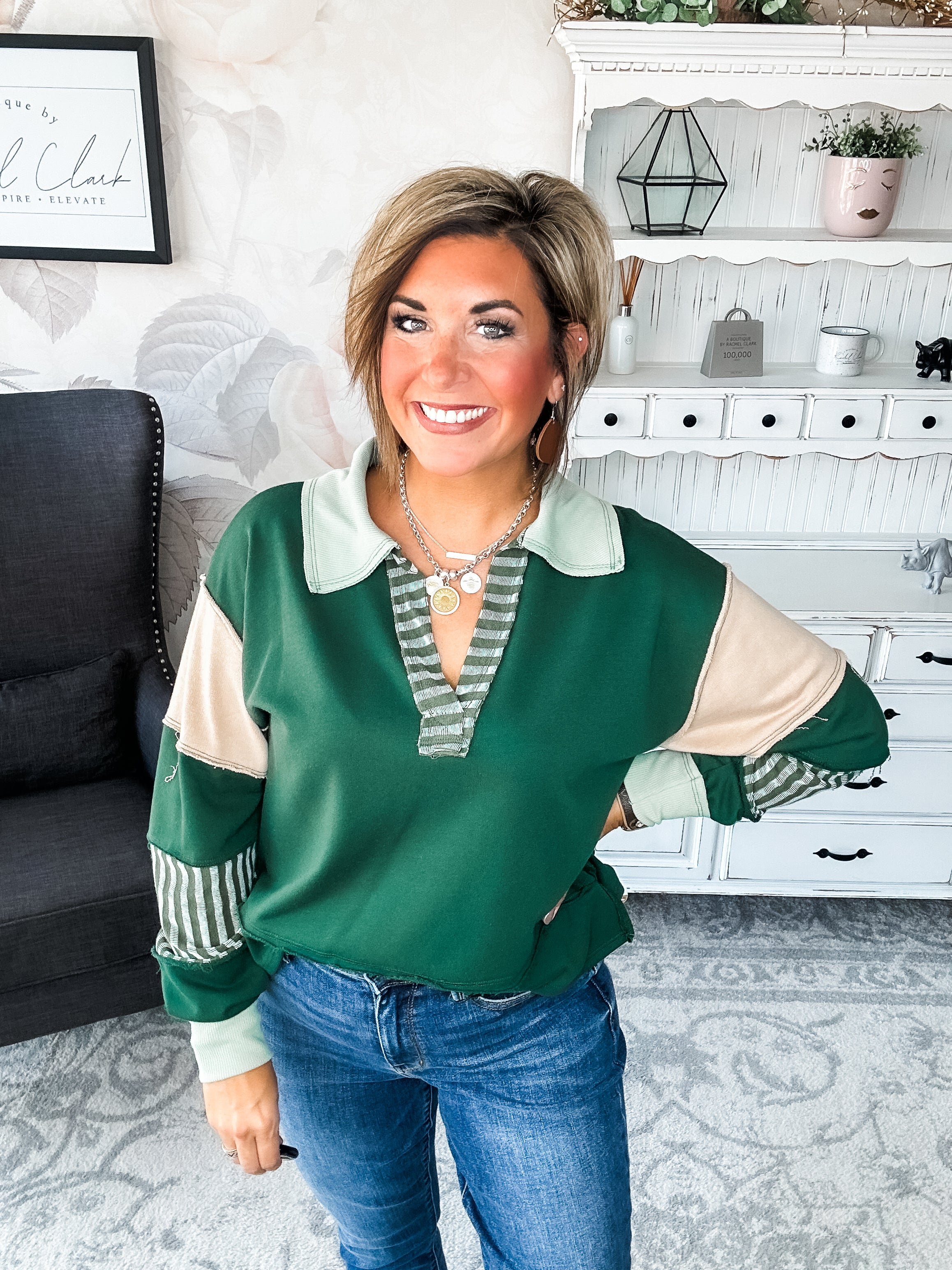 Not Here With Me Pullover - Hunter Green