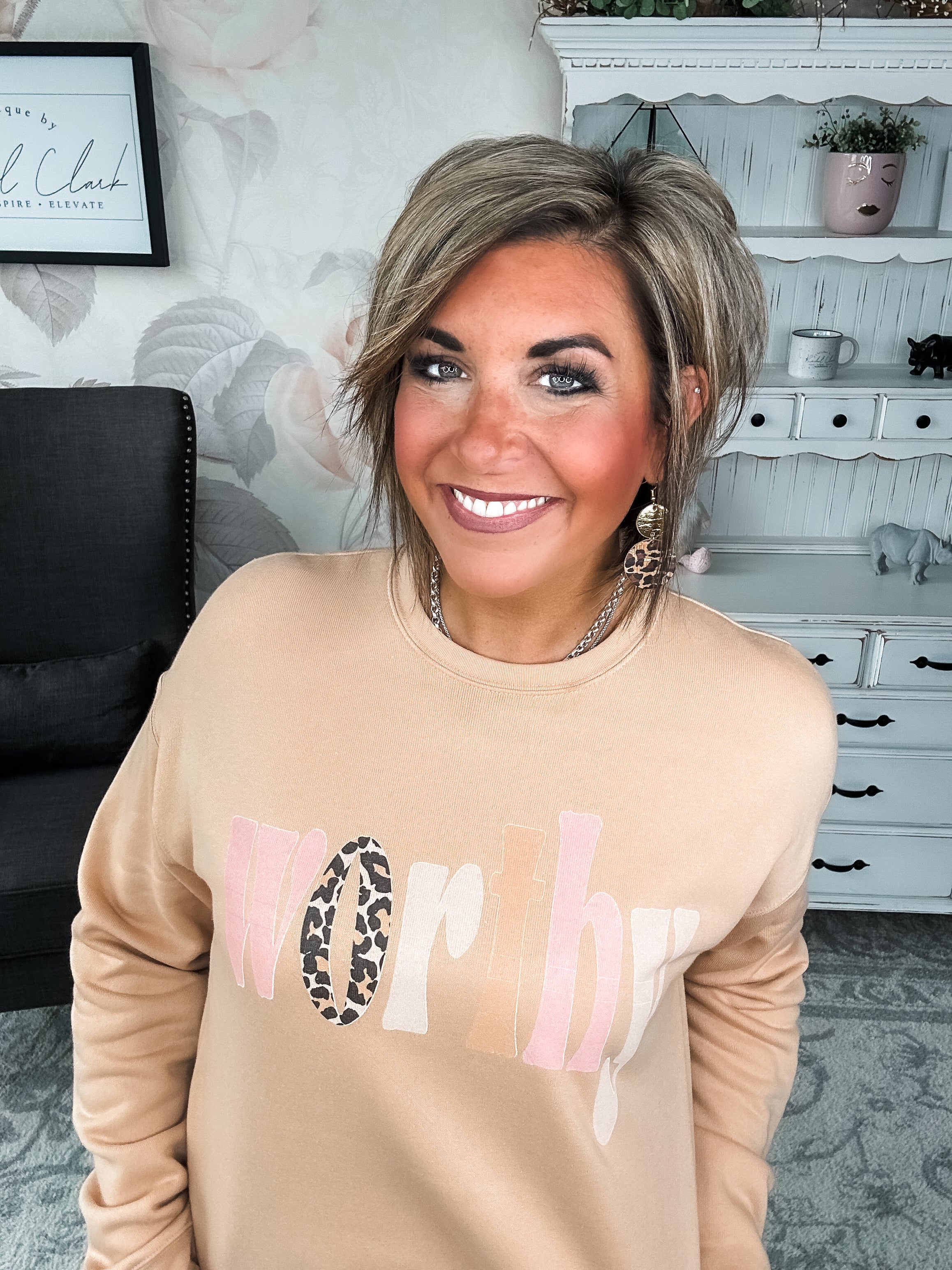 Worthy Pullover Sweatshirt