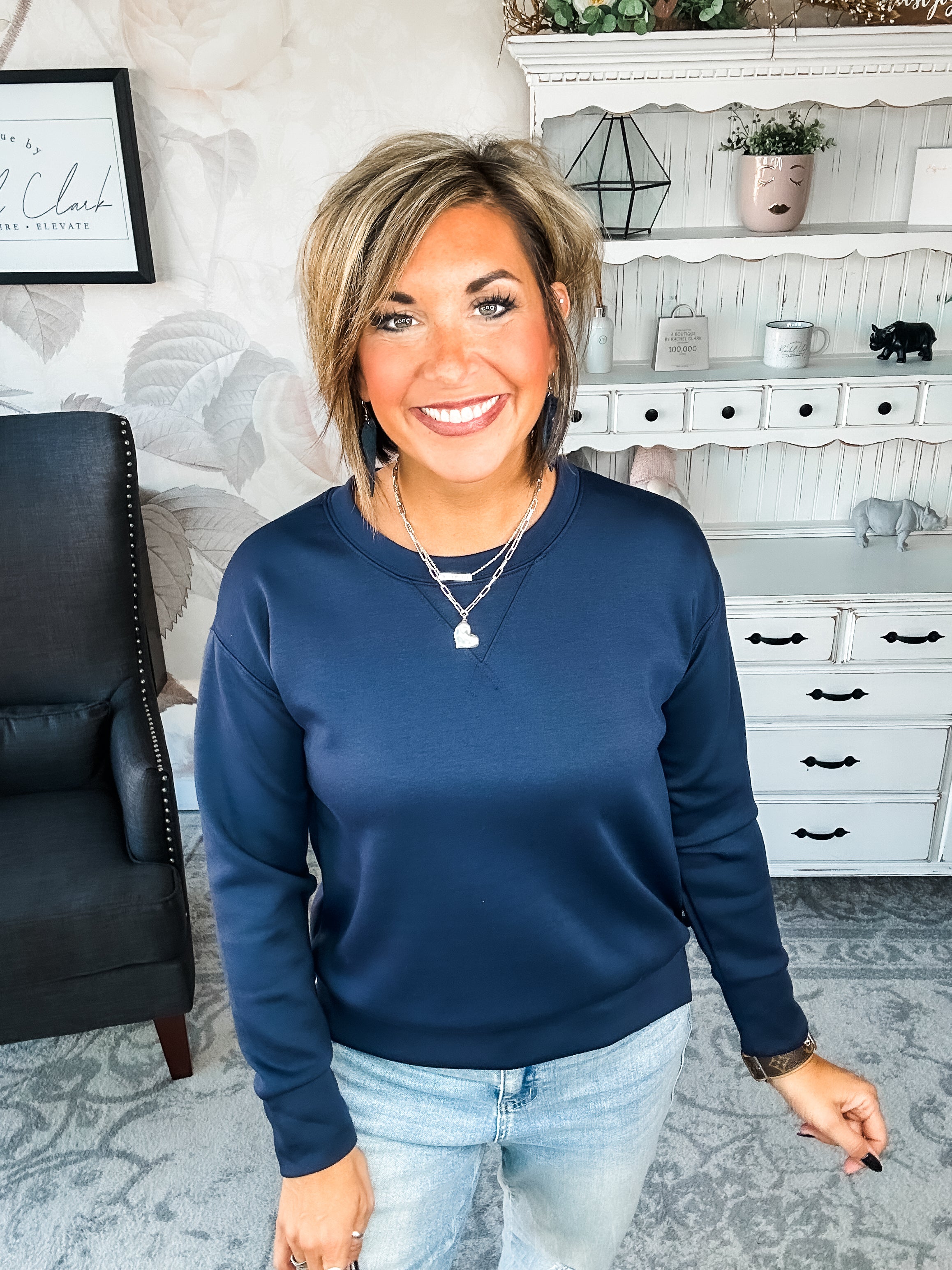 Cuddled Up On The Weekend Pullover - Navy