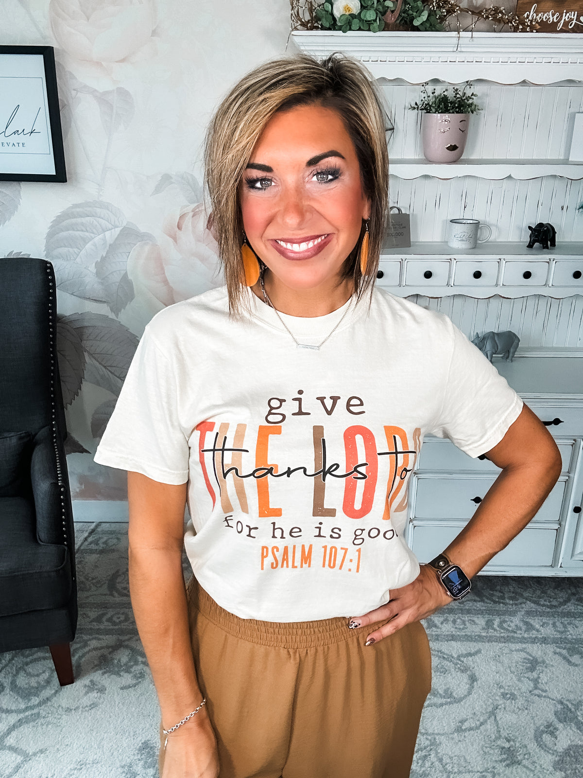 Give Thanks To The Lord Graphic Tee