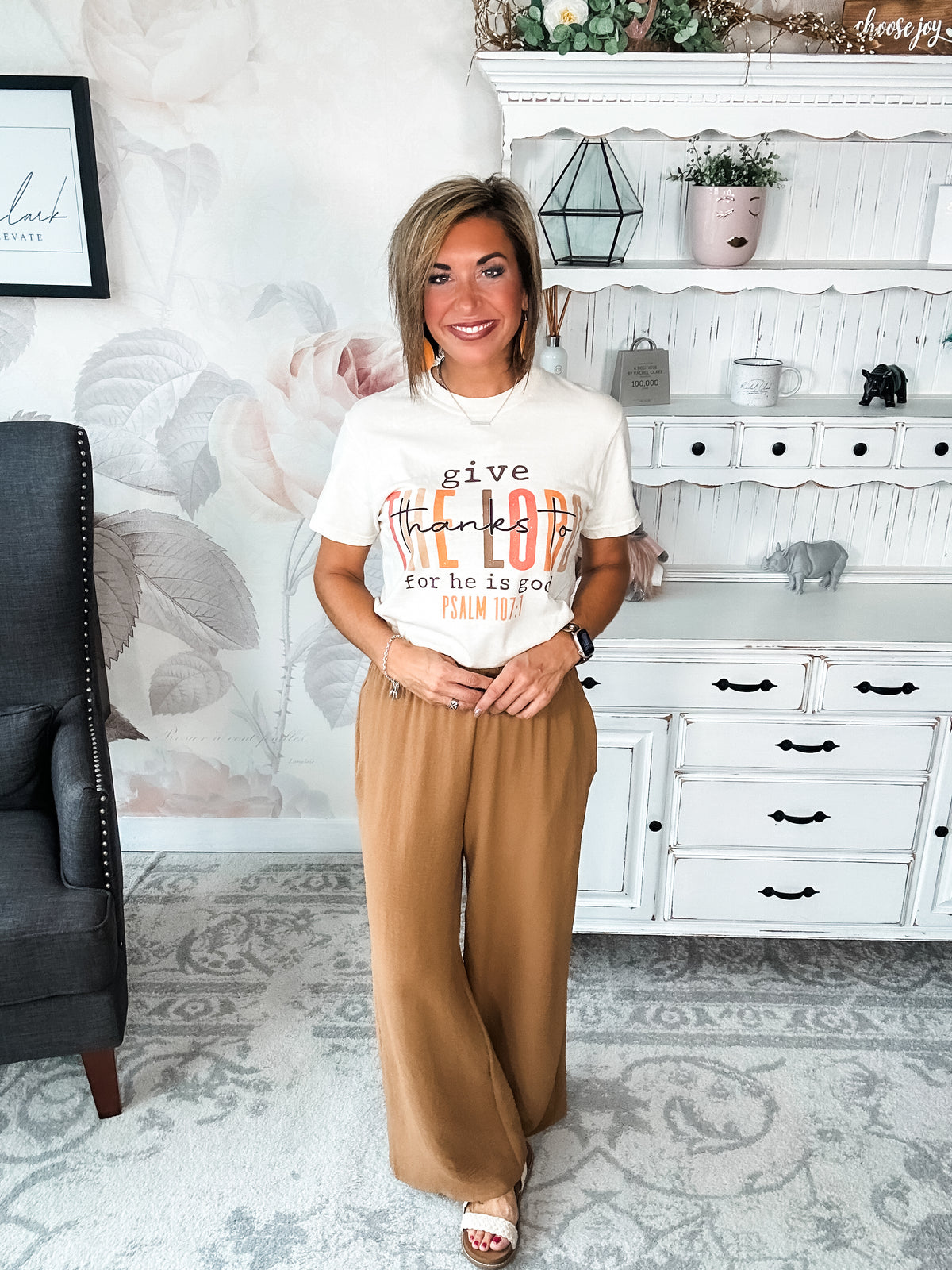 Give Thanks To The Lord Graphic Tee