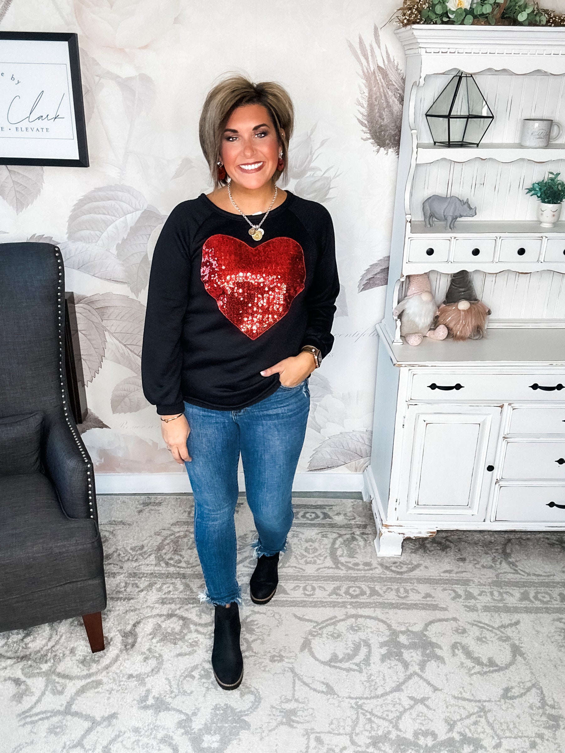 Love Is In The Air Pullover