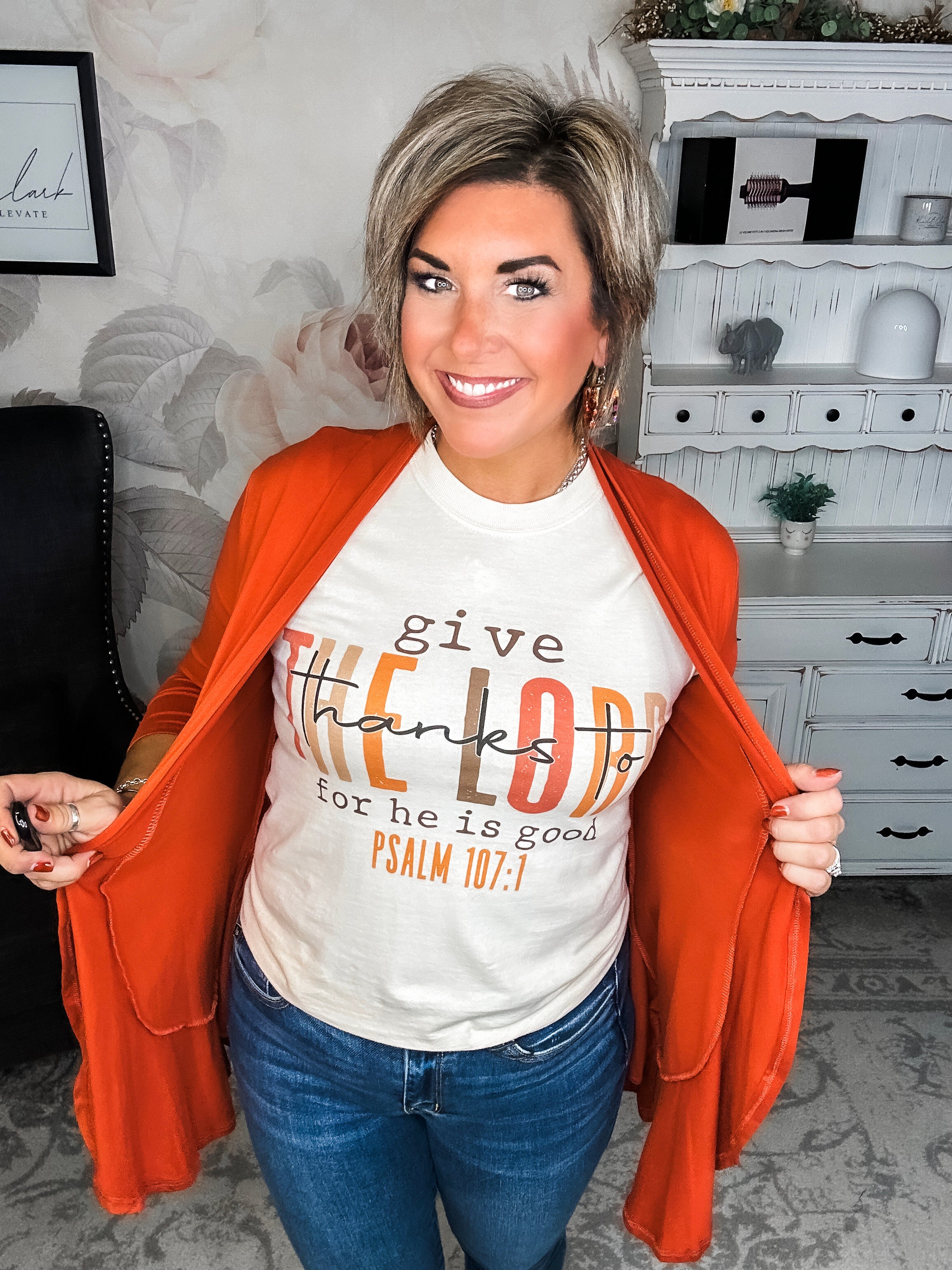 Give Thanks To The Lord Graphic Tee