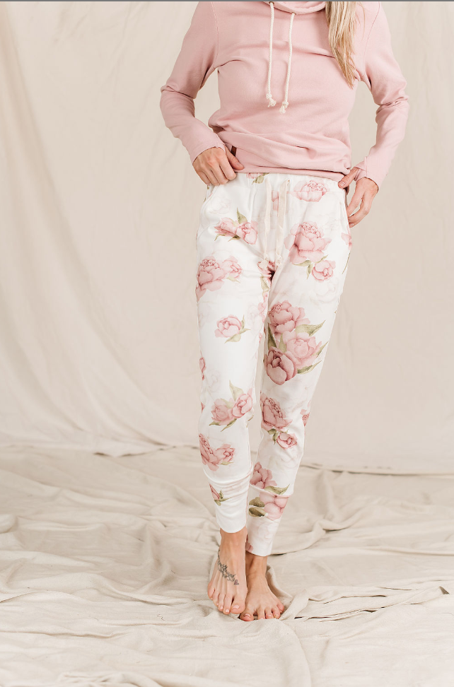 Ampersand Avenue Jogger- Happily Ever After