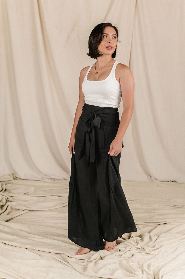 Ampersand Avenue Tiered Boho Pants - Black
