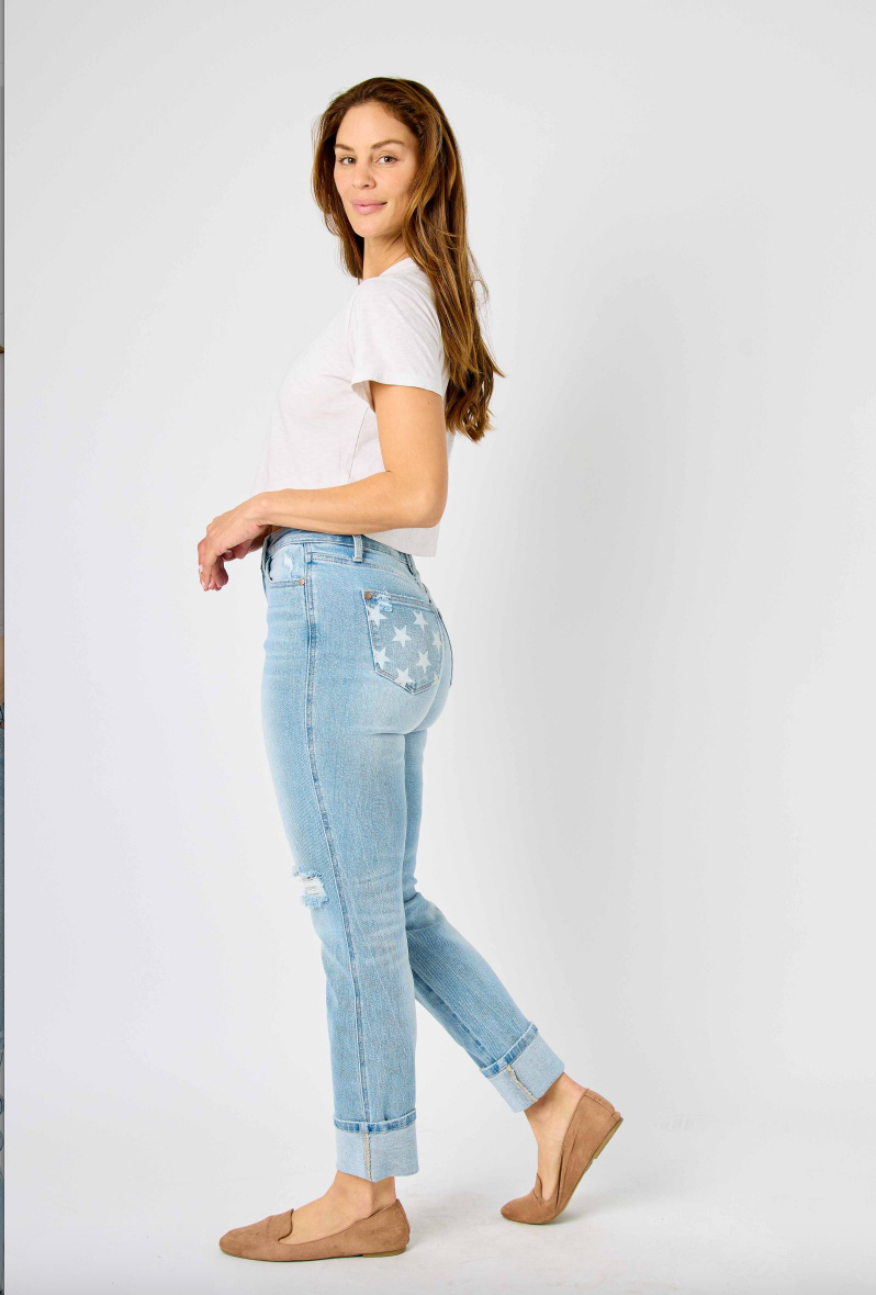 Judy Blue Star Pocket Girlfriend Jeans