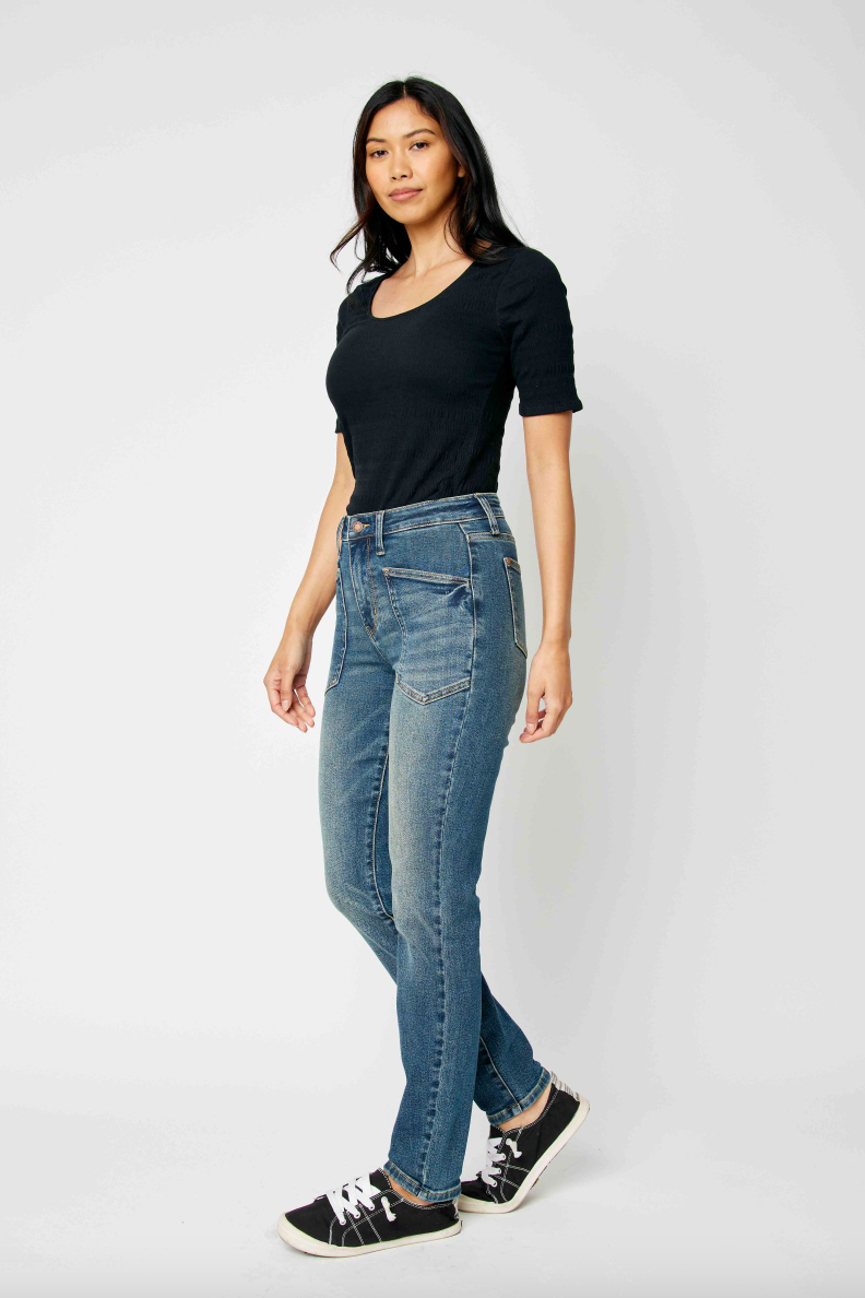 Judy Blue Front Pocket Relaxed Jeans