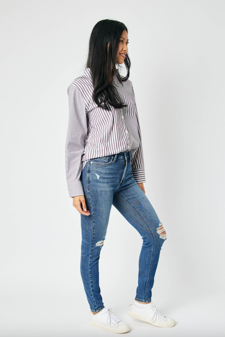 Judy Blue Tummy Control Destroyed Skinny Jeans