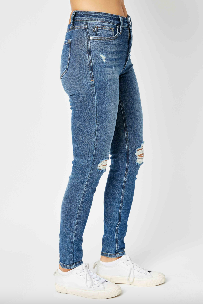 Judy Blue Tummy Control Destroyed Skinny Jeans