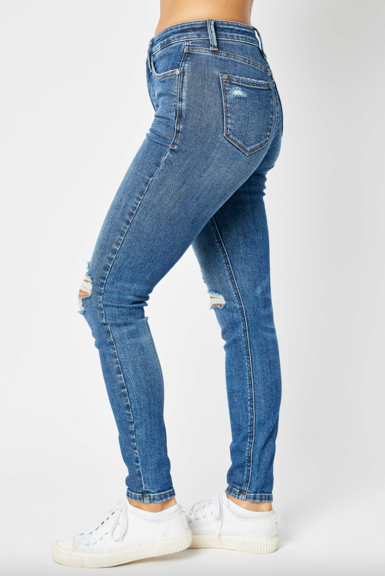 Judy Blue Tummy Control Destroyed Skinny Jeans