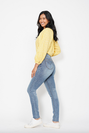 Judy Blue Tummy Control Shield Pocket Skinny Jeans