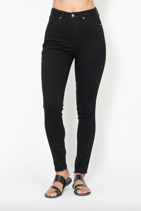 Judy Blue Tummy Control Shield Pocket Skinnies - Black