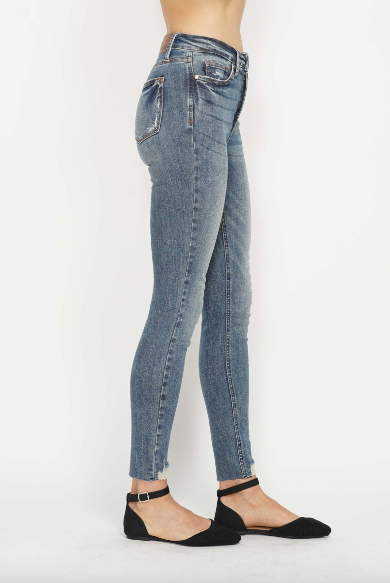 Judy Blue Tummy Control Vintage Wash Destroy Hem Skinny Jeans