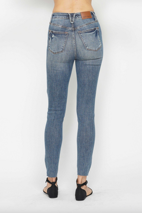 Judy Blue Tummy Control Vintage Wash Destroy Hem Skinny Jeans