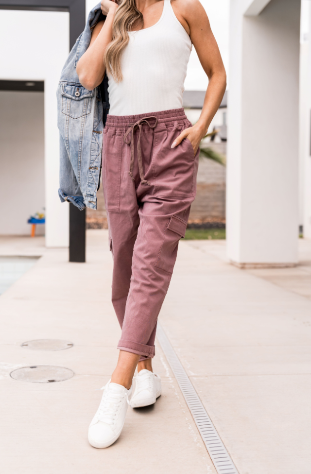 Ampersand Avenue Cargo Crop - Mauve