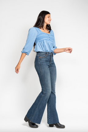 Judy Blue Tummy Control Shield Pocket Flare Jeans