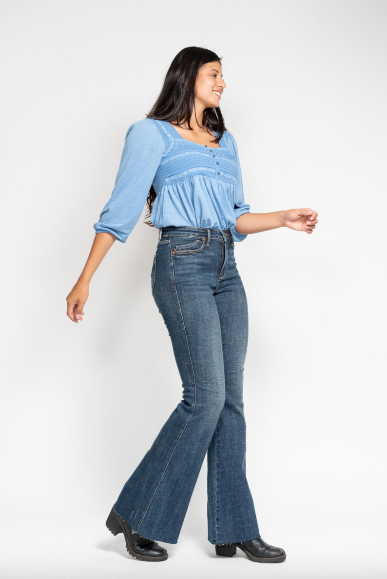 Judy Blue Tummy Control Shield Pocket Flare Jeans