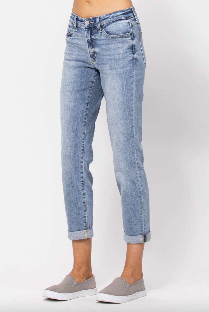 Judy Blue Bleach Wash Boyfriend Jeans