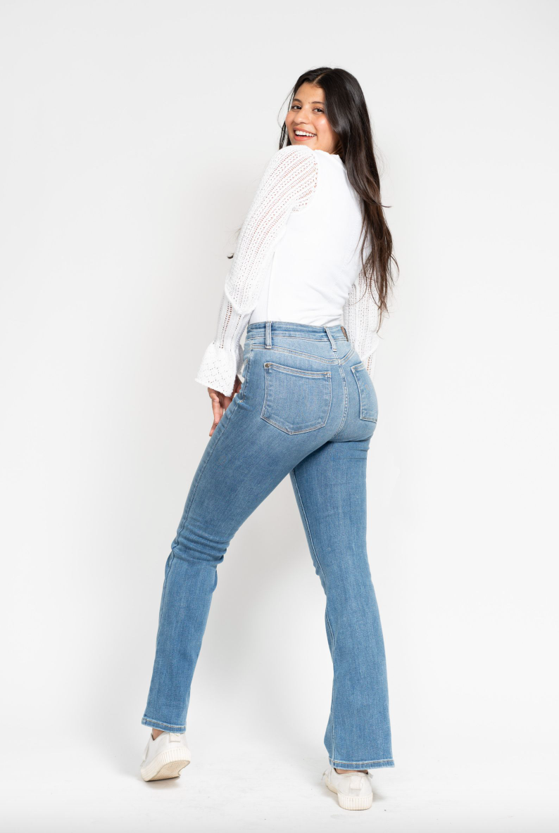 Judy Blue Classic Contrast Wash Bootcut Jeans