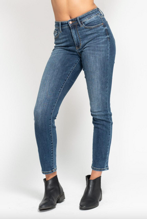 Judy Blue Non-Distressed Girlfriend Jeans