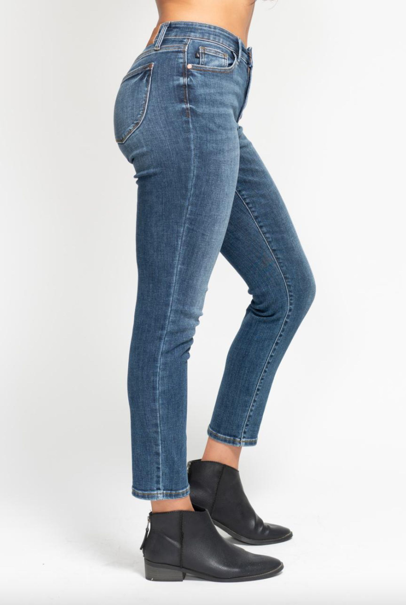 Judy Blue Non-Distressed Girlfriend Jeans